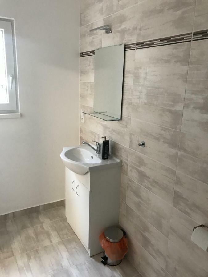 Apartment Sarka Hostka  Екстериор снимка