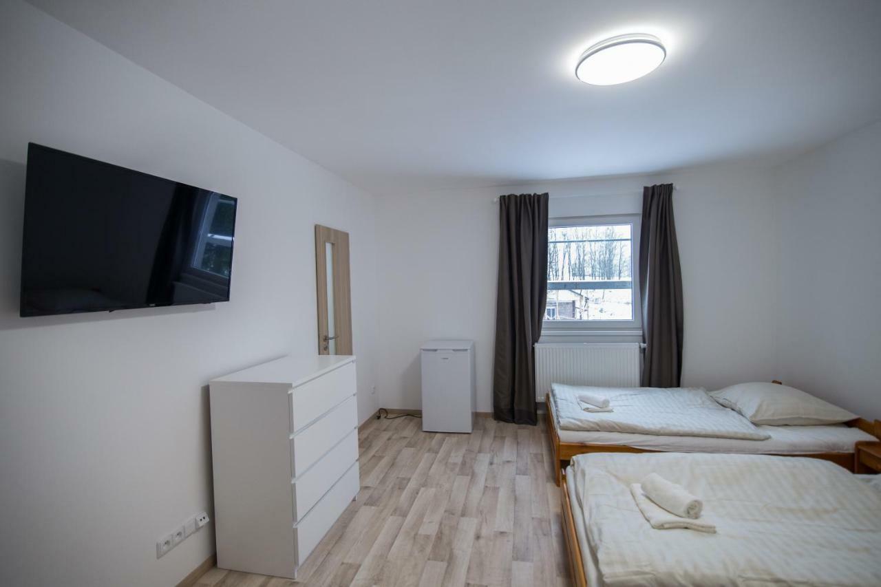Apartment Sarka Hostka  Екстериор снимка