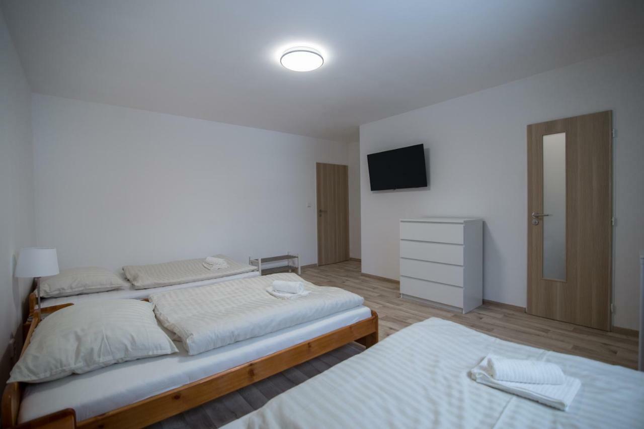 Apartment Sarka Hostka  Екстериор снимка